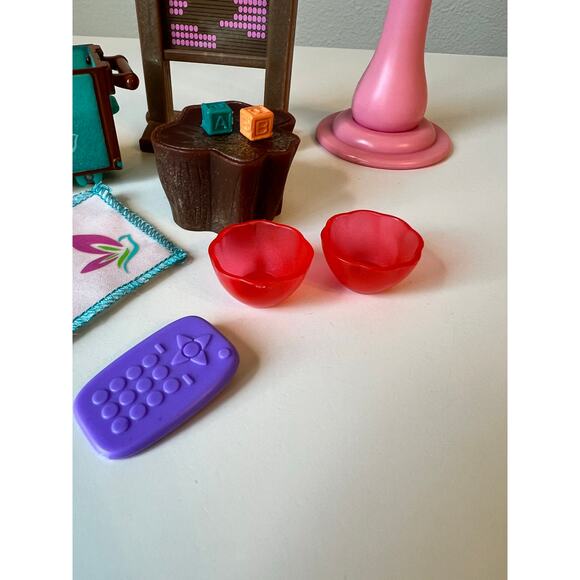 Li'l Woodzeez Dollhouse Mixed Accessory Lot - Picture 4 of 7